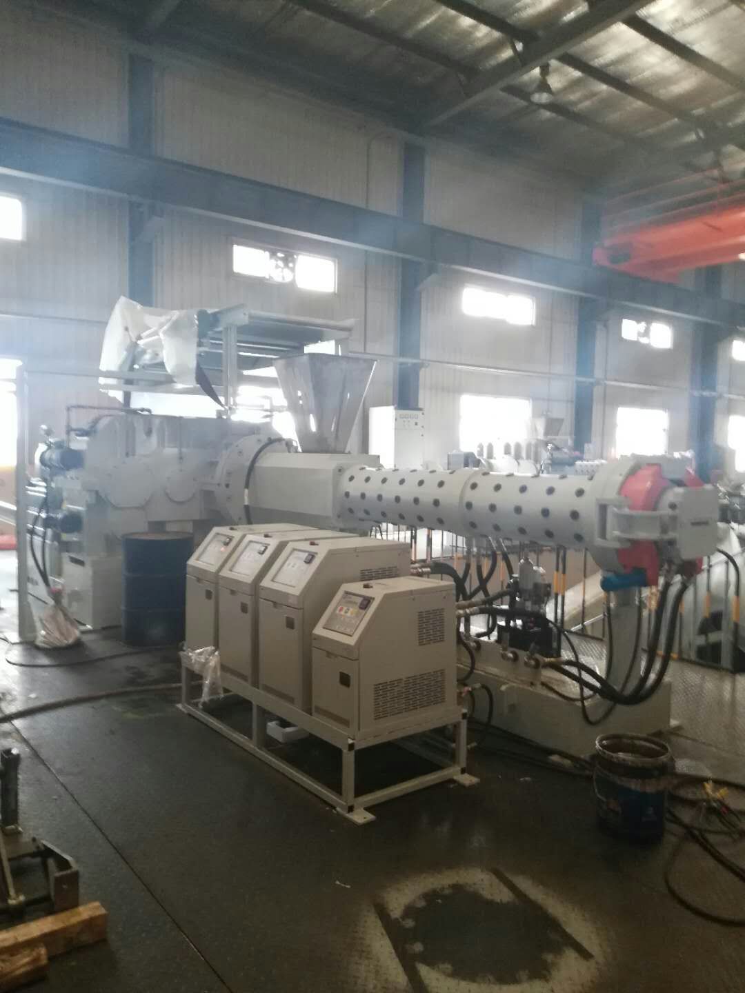 冷喂料挤出模温机